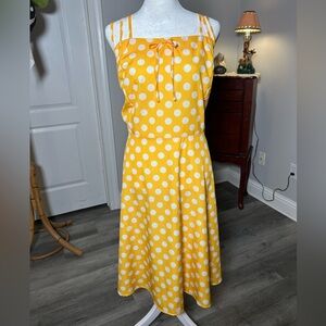 BloomChic 2X yellow/white polka dot spaghetti strap summer dress